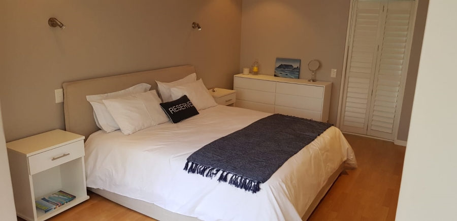 2 Bedroom Property for Sale in Mouille Point Western Cape